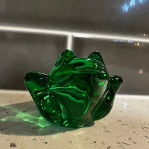 Vintage Green Silvestri Glass Frog Paperweight with Original Sticker- EUC!